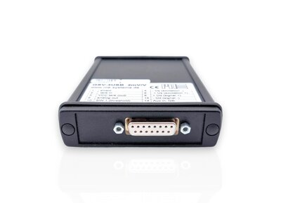 Messverstärker im Aluminium Gehäuse (IP54) für Sensoren mit Dehnungsmessstreifen. Grenzfrequenz 1250Hz, Eingangsempfindlichkeit 2,0 mV/V. Sensoranschluss über 15-polige Sub-D Buchse, USB-Schnittstelle
